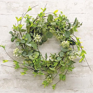 Mixed Queen Ann Heather Wreath